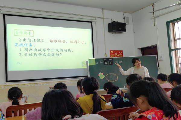 送教下乡传经验  联合教研共成长——民进会员黄金利率队赴邵阳