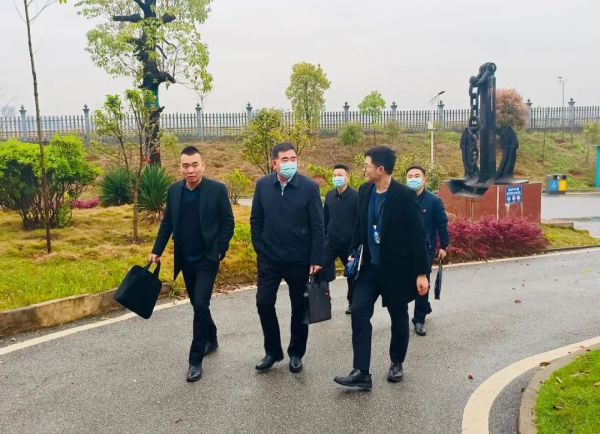 关怀促提升 | 株洲市退役军人事务局领导莅临我校考察调研