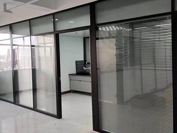 為什么越來(lái)越多的企業(yè)選擇活動(dòng)隔斷