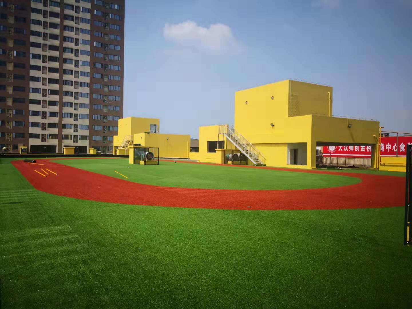 酒店地毯,办公地毯,手工地毯,PVC地板,地毯厂家,清洗服务,地毯清洗,工程地毯