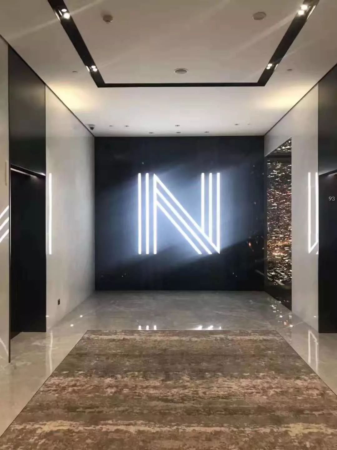 酒店地毯,办公地毯,手工地毯,PVC地板,地毯厂家,清洗服务,地毯清洗,工程地毯