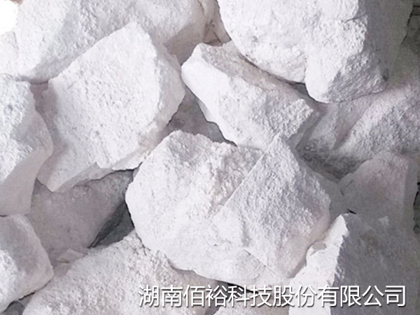 生石灰（氧化钙）