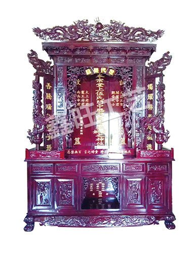 神龛（家先）