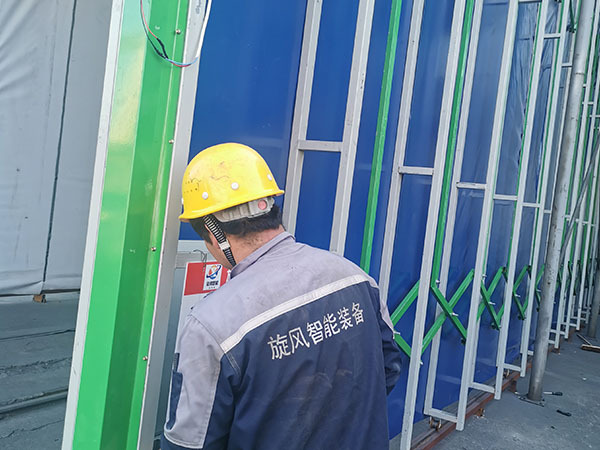 山河智能移动式涂装安装