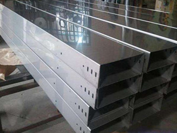 電纜橋架安裝工藝技巧