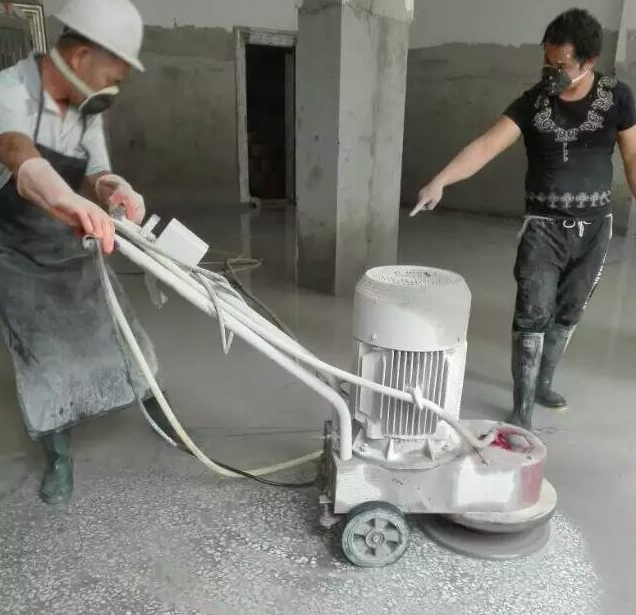 水磨机,抛光机,打磨机,水磨石打磨机,水磨石抛光机,水磨石铜条,水磨石抛光剂,水磨石抛光液,水磨石抛光药水,金刚石磨机,金刚石磨块,水磨石图案花,水磨石塑料条,水磨石怎么抛光,夜光石,水磨石抛光