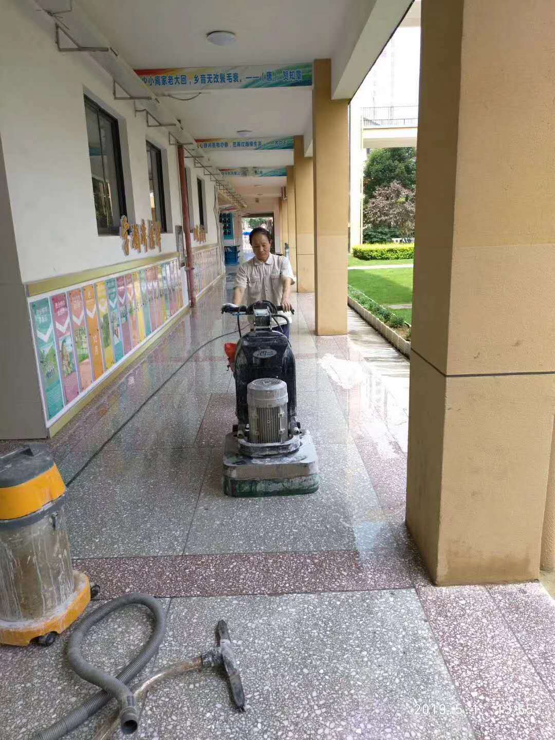 石材翻新机,石材研磨机,水磨石打磨机,水磨石机,吸尘吸水机,石材结晶剂,金钢石磨块磨片,3M抛光垫