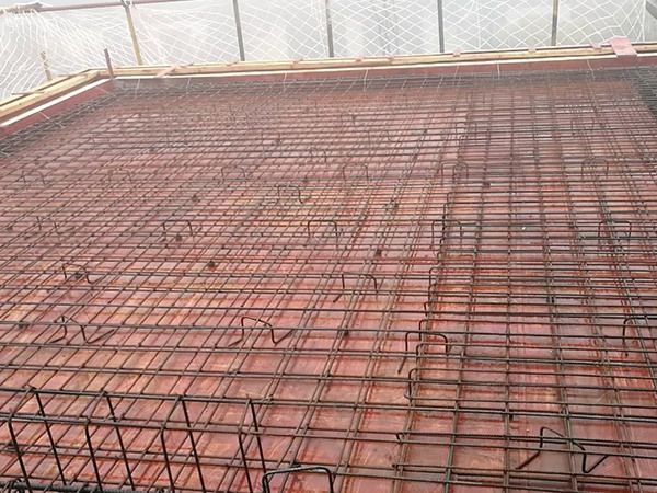 房屋倾斜纠偏加固的方法