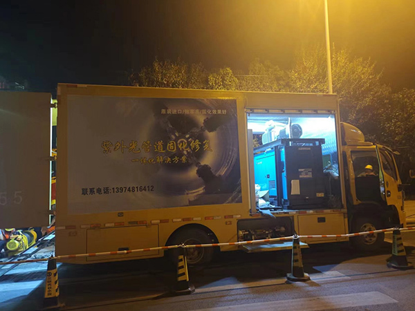 紫外光固化车