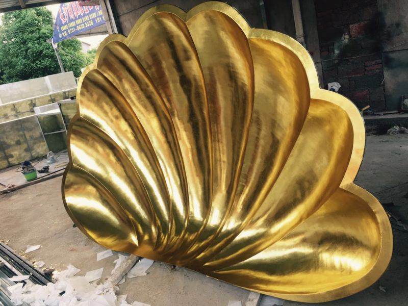 贴金贝壳