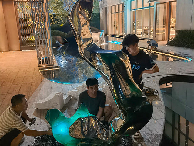 不锈钢雕塑