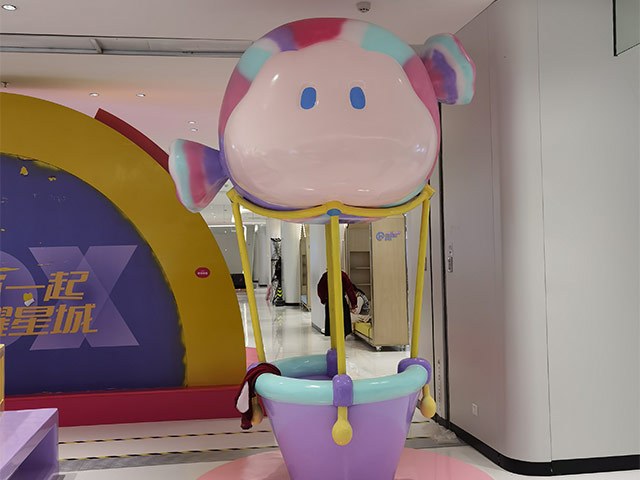 卡通雕塑
