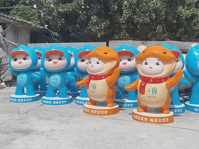 卡通雕塑