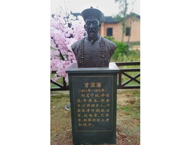 人物雕塑