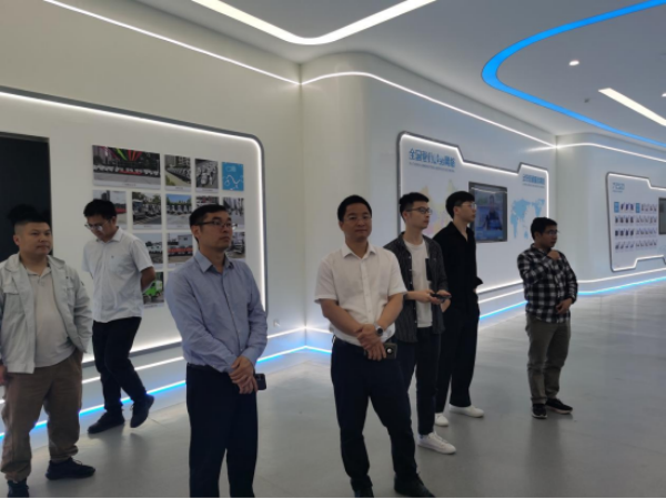 湖南纽恩驰新能源车辆有限公司—湖南清扫机—湖南垃圾收集车—湖南道路养护车