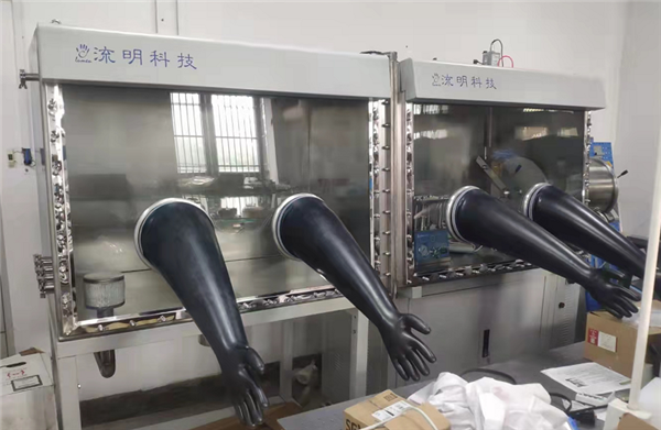 三工位不锈钢手套箱