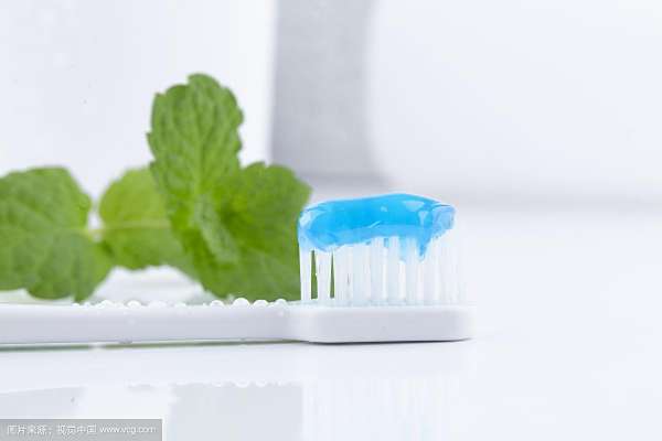 牙膏竞争拉开帷幕-牙膏备案资料管理规定实施