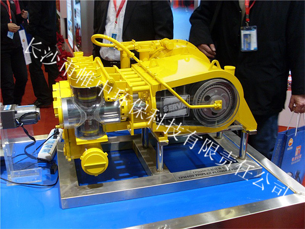 北京机械展览会石油天然气压缩机模型