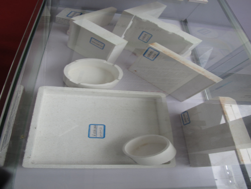 湖南仁海科技材料发展有限公司,湖南原窑炉高温材料,节能型浇注料,硅化合物,刚玉系列,硅酸钠系列
