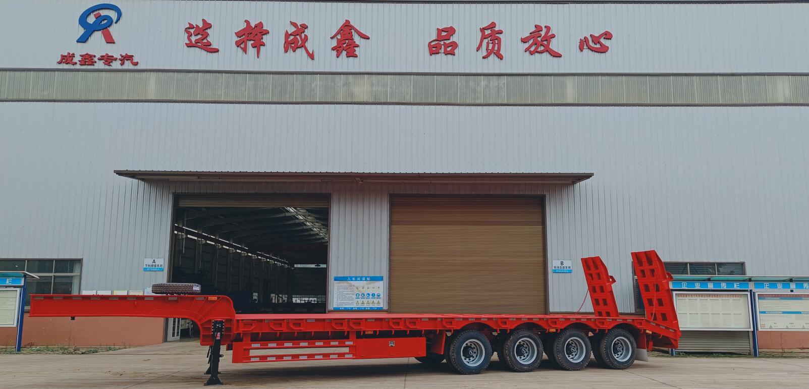 4 Axles Lowbed Low Loader Transport Heavy Duty Equipment Semi Trailer