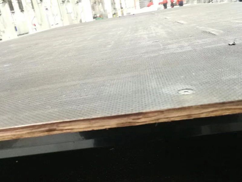 新能源汽车底板