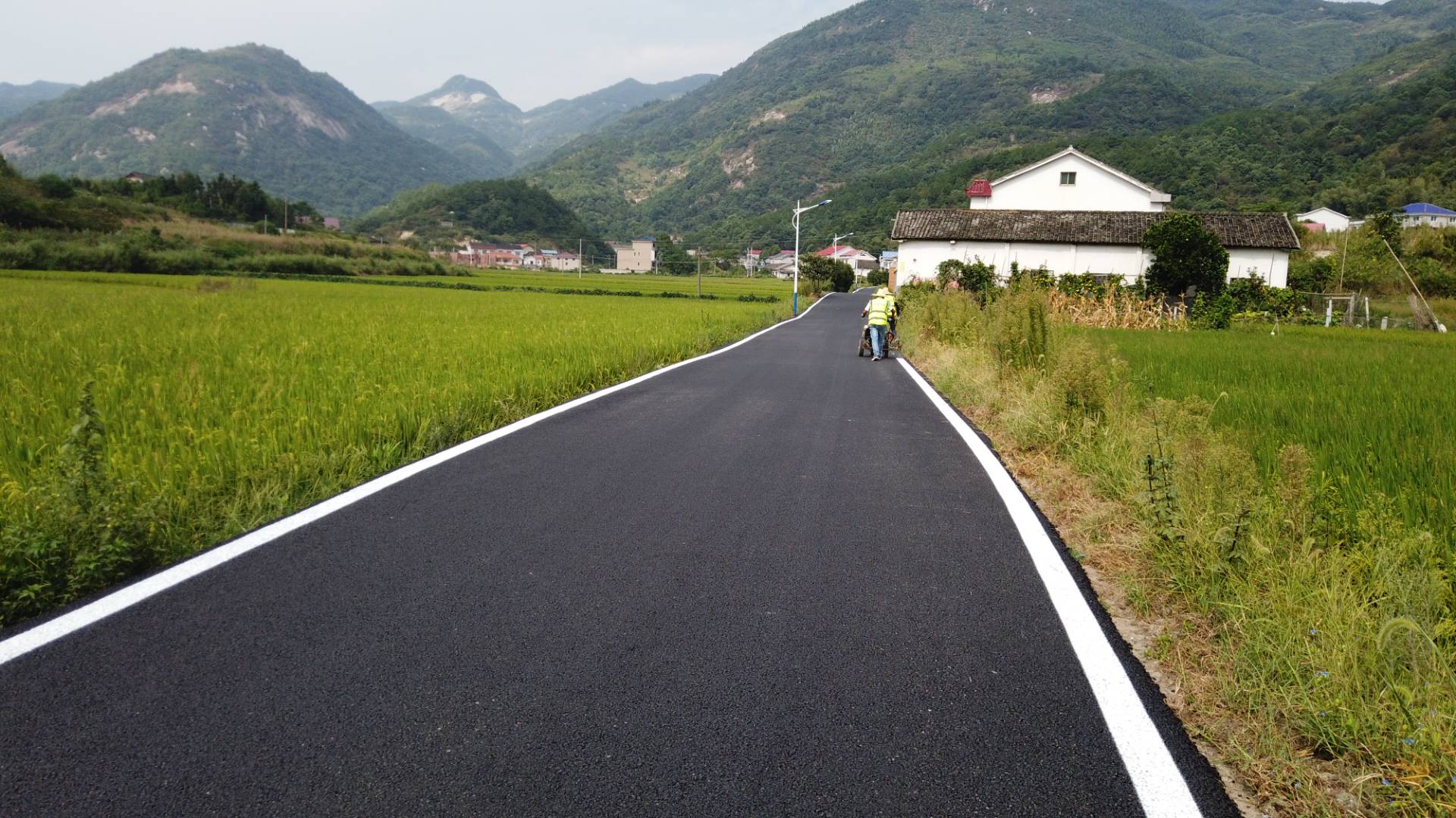 湘阴冷喷标线工程