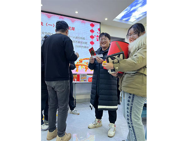 未标题-2_0002_c450cefd518ca5f102c