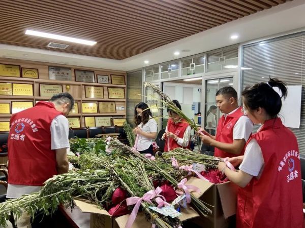 情系端午，與愛(ài)同行----湖南逸欣開(kāi)展端午節(jié)系列主題活動(dòng)
