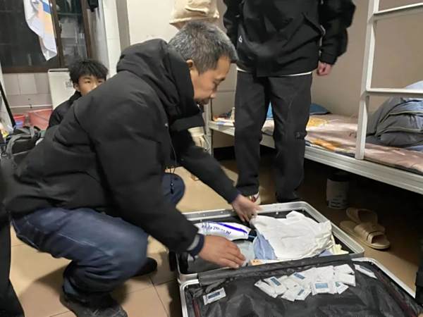 筑牢安全防线，守护青春平安—— 株洲海事职业学校校园内管制刀具清查行动