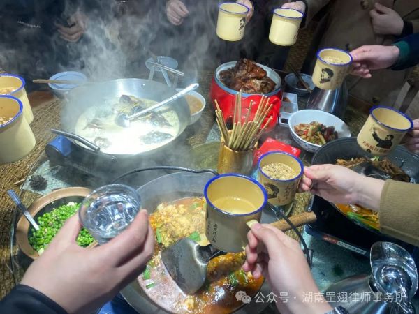 罡翅动态|妇女节 “她”的世界繁花似锦 自由浪漫