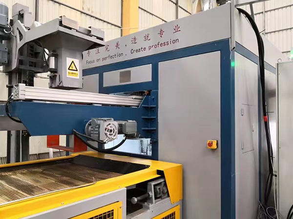 YLK-300-6六籃全自動(dòng)涂覆機(jī)