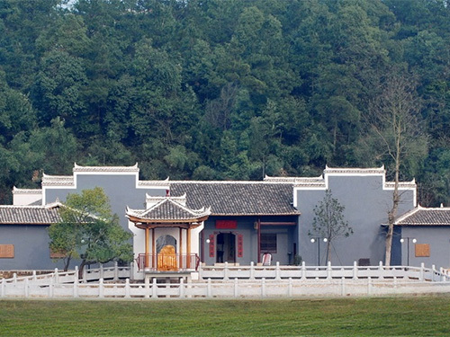 毛泽东同志故居