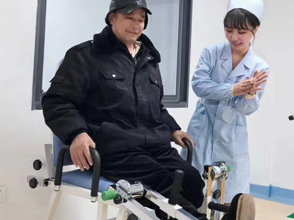 股四头肌训练椅