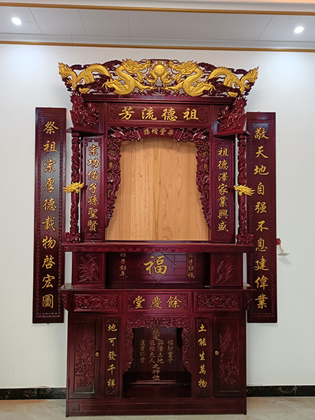 神龛（家先）