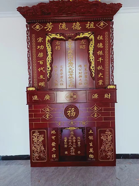 神龛（家先）