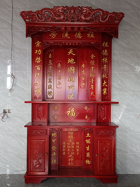 神龛（家先）