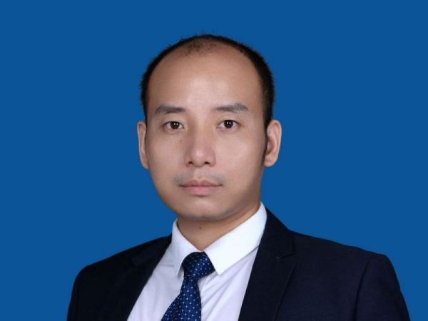 张硕