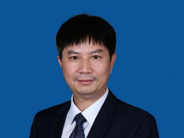 雷新明