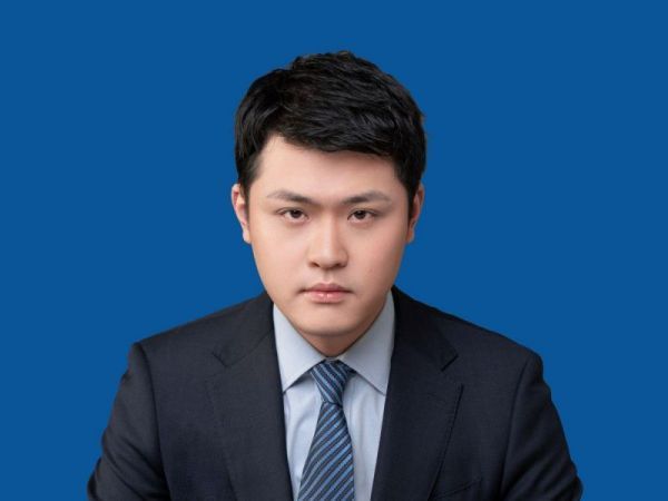 雷云根