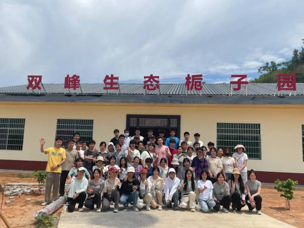 湖南农业大学生态学专业110名学子来我司栀子基地研学