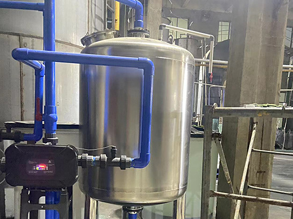 耐高温软水器