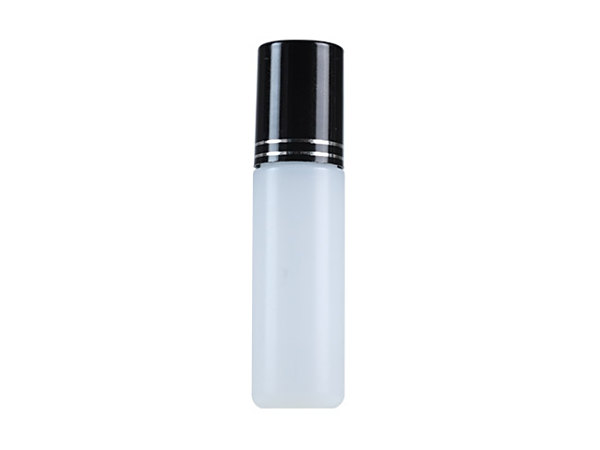 滚珠瓶8ML--白色