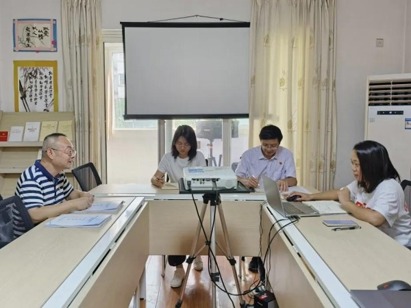 课题快讯 ｜ 湖南省教育科学“十四五”规划课题《乡村振兴背景下的农村学校阅读教育创新研究》第五次课题工作会议圆满召开
