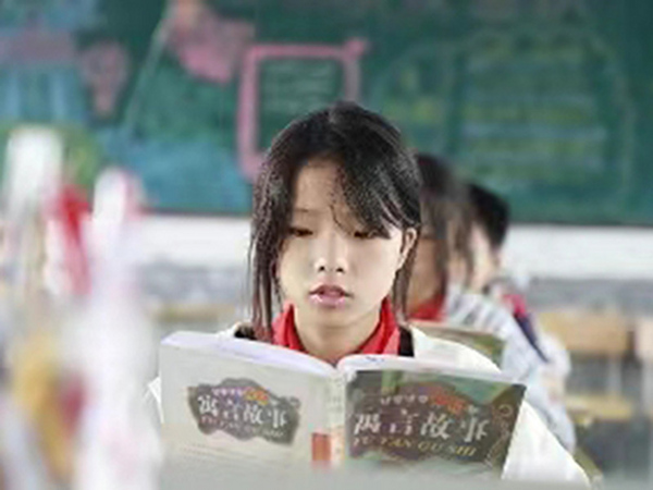 南县华阁完小学生阅读
