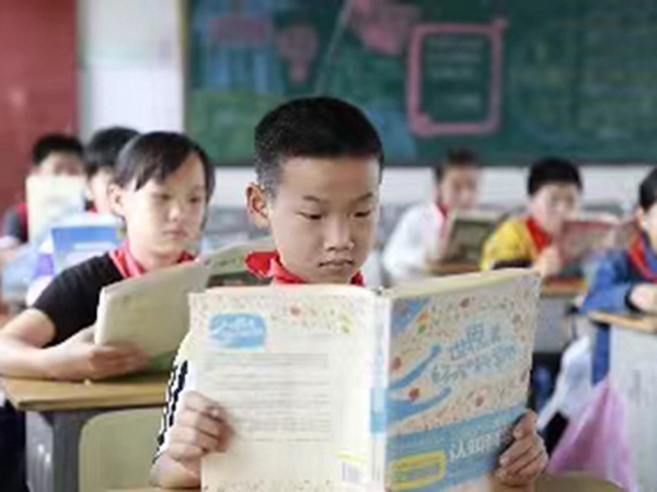 南县华阁完小学生阅读
