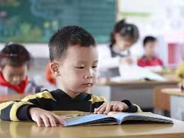 南县华阁完小学生阅读