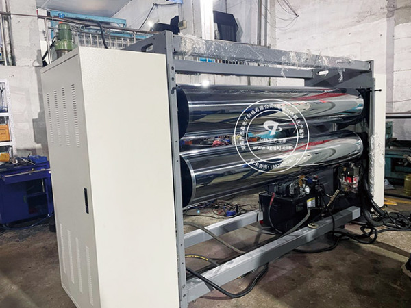Hot-rolled non-woven equipment unit