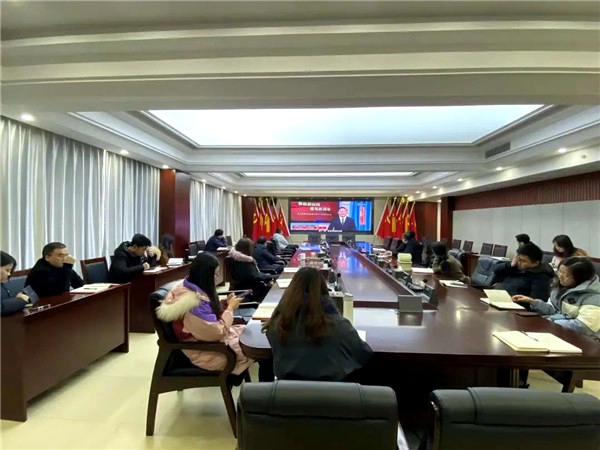 国投教育支部深入学习宣传贯彻省第十二次党代会精神 (4)