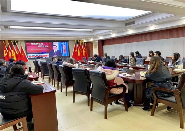 国投教育支部深入学习宣传贯彻省第十二次党代会精神 (5)