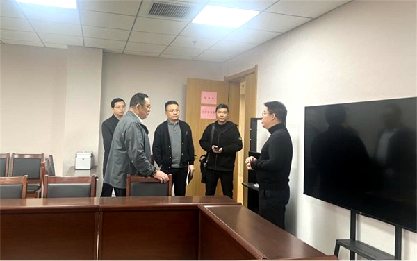 九郎山集团党委书记、董事长龚守仁带队赴石家庄国培国际文化交流